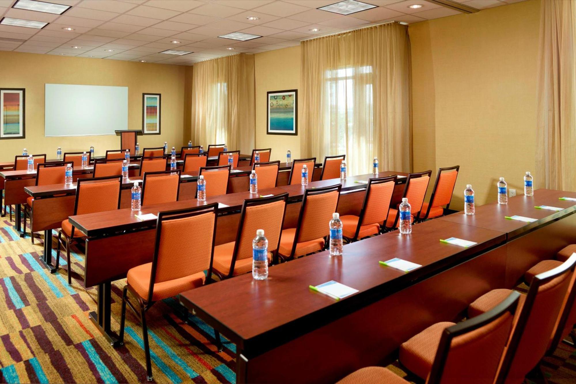 Fairfield Inn & Suites By Marriott Fayetteville North Екстер'єр фото