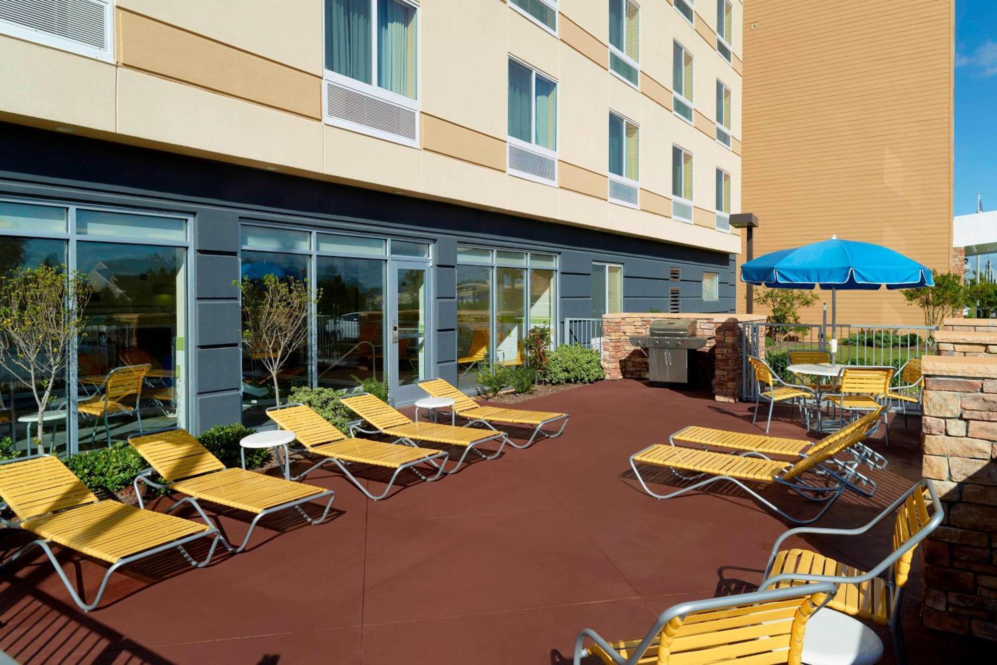 Fairfield Inn & Suites By Marriott Fayetteville North Екстер'єр фото